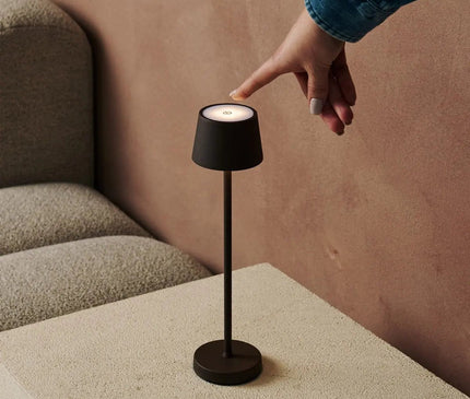 Lampe LED Rechargeable Design Moderne