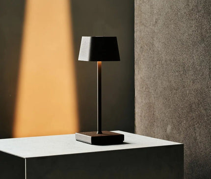 Lampe Minimaliste Métallique Marron