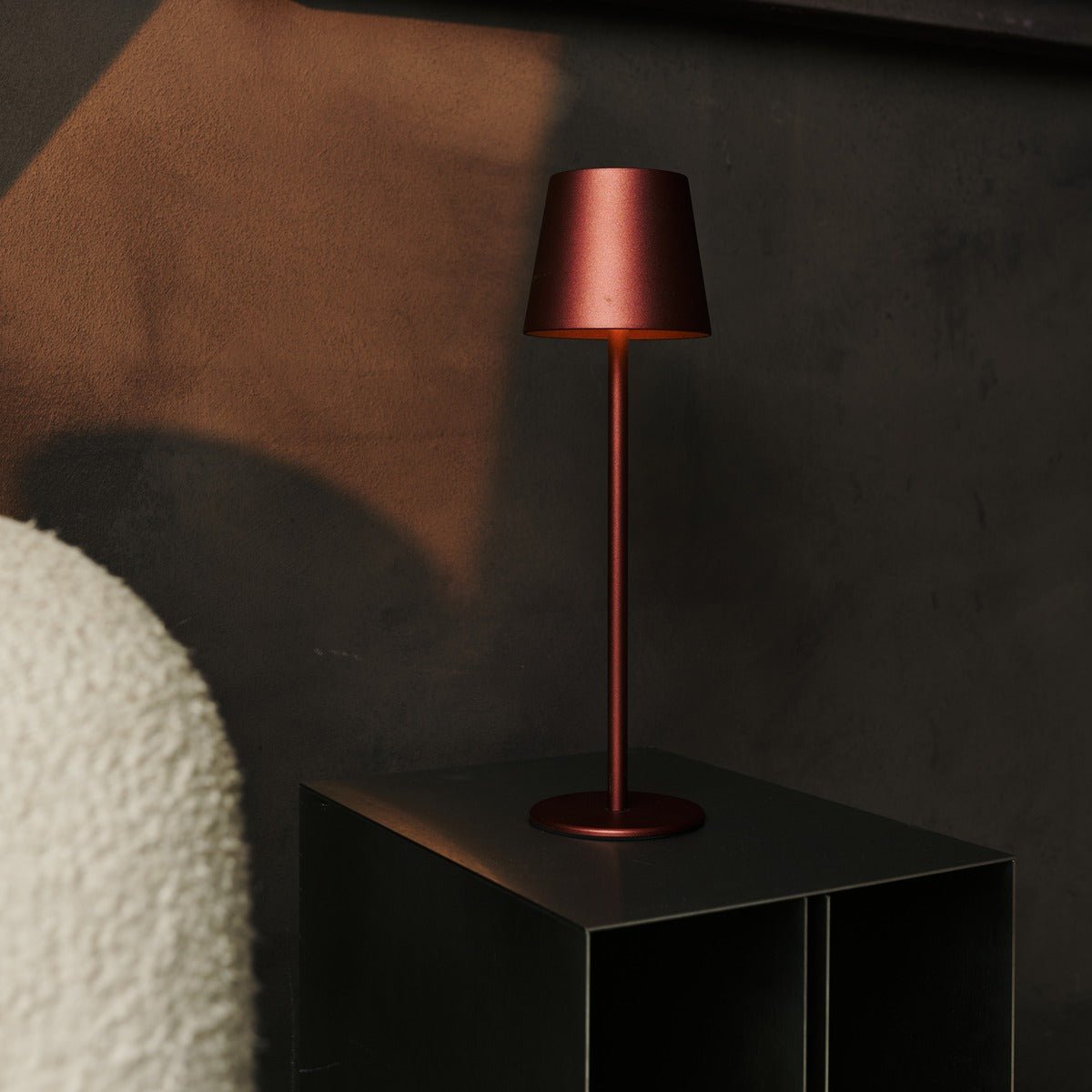 Lampe Sans Fil Métallique Rouge