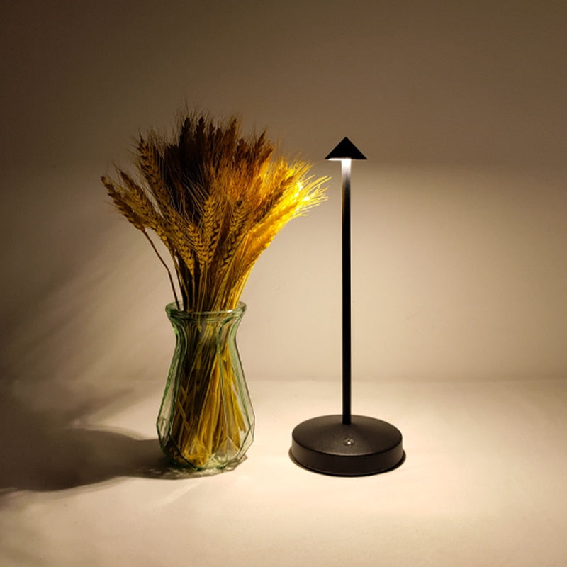 Lampe Minimaliste LED Noire