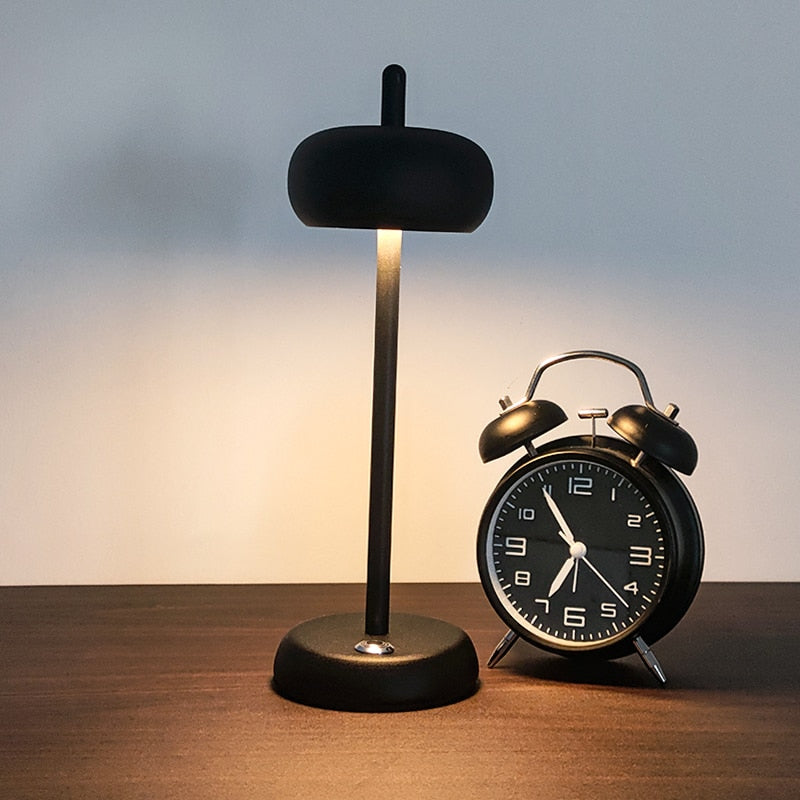 Lampe LED Minimaliste Noire
