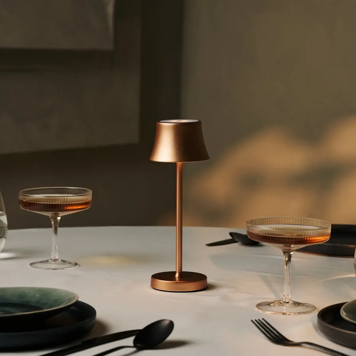 Lot De Lampes Dorées Rechargeables