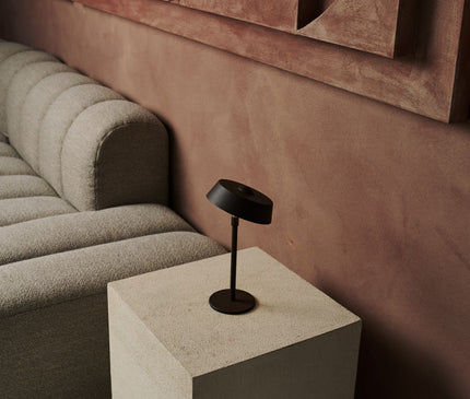 Lampe Noire Tactile Moderne