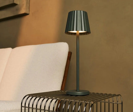Lampe Élégante Noire Sans Fil