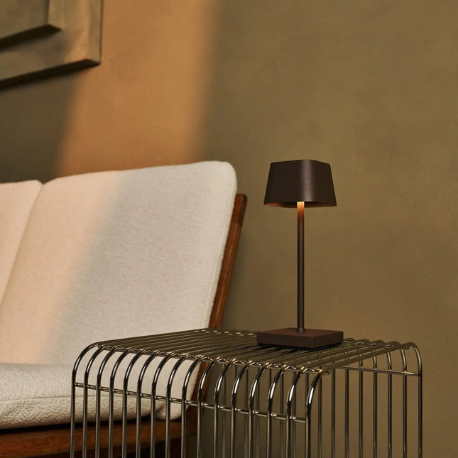 Lampe Minimaliste Métallique Marron